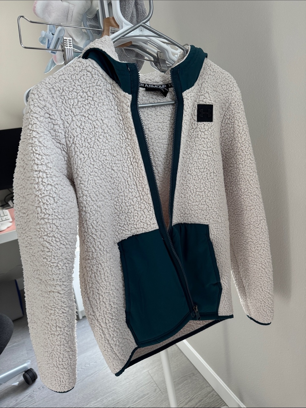 Under Armour Kids White Sherpa Puffer Jacket with Teal Trim